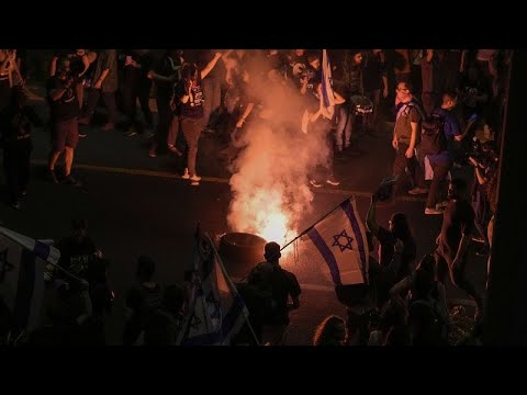 شاهد الأضخم منذ 7 أكتوبر.. مظاهرات حاشدة ضد حكومة نتنياهو أمام الكنيست