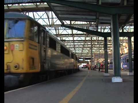 Coatbridge to Crewe Freightliner with 86614 and 86638 Carlisle driver change 26th August 2014