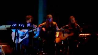 joakim,matilda och miriam "hero of war"