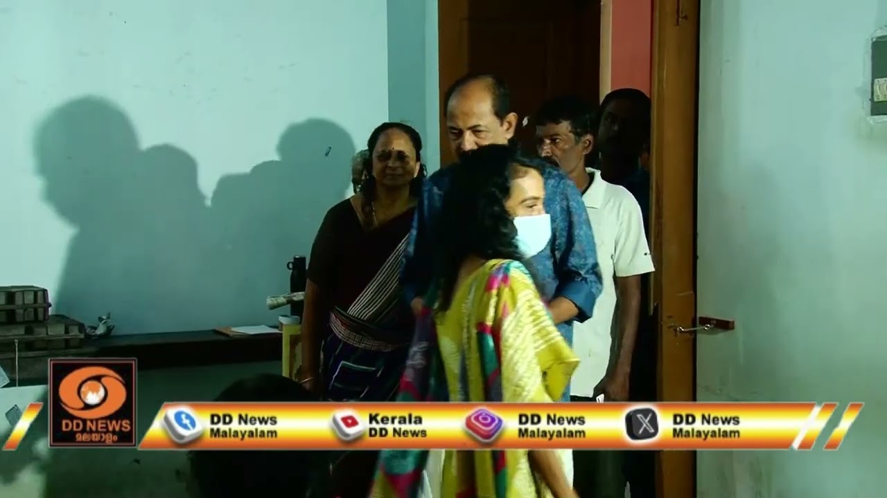 നിറമങ്കര NSS കോളേജിൽ മന്ത്രി GR അനിൽ വോട്ട് ചെയ്തു| Local Body E