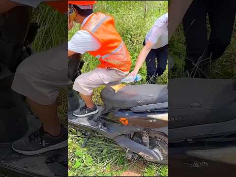 Waterproof Seat Cover Test 😏💦 ~ mini wood toy-wood working art skill wood / hand crafts #shorts