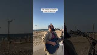 יעלה (היוצר אליסף עמר) - התמונה מוצגת ישירות מתוך אתר האינטרנט יוטיוב. זכויות היוצרים בתמונה שייכות ליוצרה. קישור קרדיט למקור התוכן נמצא בתוך דף הסרטון