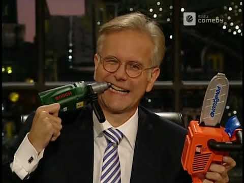 Die Harald Schmidt Show - 1167 - 2002-11-20 - Bibiana Ballbè Serra, Harald geht über Lego