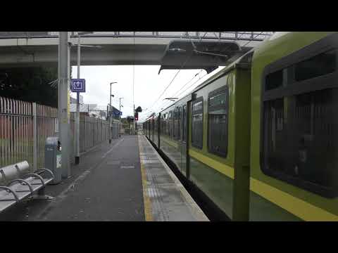 Irish Rail 29000 Class DMU 29028 and DART 8100 Class EMU 8140/8116/8301 - Kilbarrack (16/9/19)