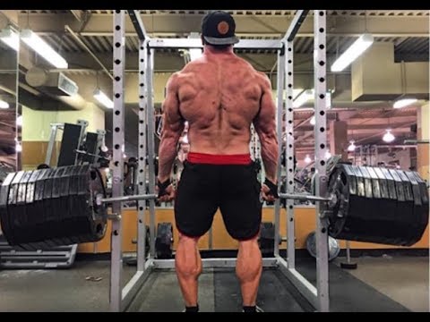 Brad Castleberry Reps Out 5 Plates On Incline Bench - Opera News