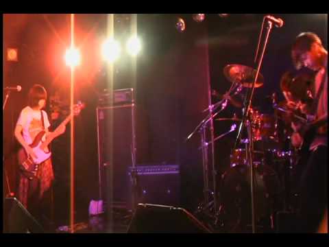 割れるバリア-Wareru Barrier-2010.3.18@横浜F.A.D/colorless