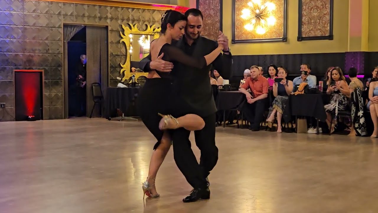 Video thumbnail for Fausto Carpino & Stephanie Fesneau at Verdi club (1 of 2)