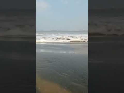 beach is so nice please like share and subscribe and how it is come in