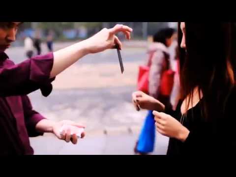 Go Change Red by N2G and Leo Xing  www.strixmagic.it