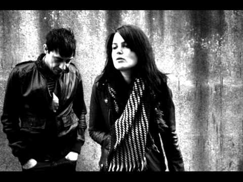 The  Kills - Future Starts Slow