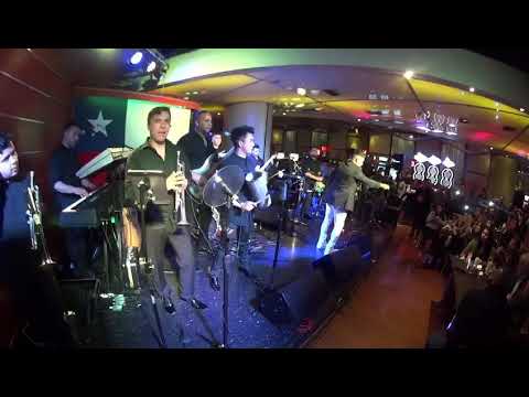 Combo Con Clase - Enseñame (En Vivo en Casino San Antonio)