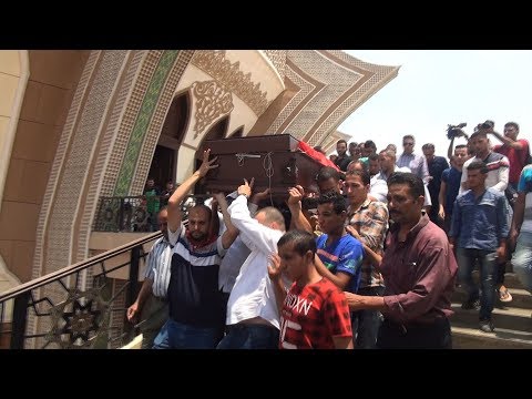 صلاة الجنازة علي المذيع عمرو سمير بحضور مصطفى حسني و شهيرة ومدحت صالح