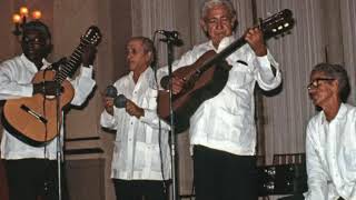 Los Tradicionales // Mamá son de la loma // ( Miguel Matamoros)