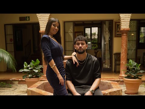 Paula Díez, León Bravo - Tu Foto [Video Oficial]