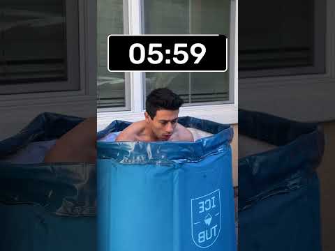 Day 35 of taking an ICE BATH! 🥶 #shorts