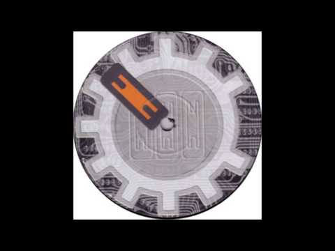 Noisebuilder -Efikass- (EEC 001)