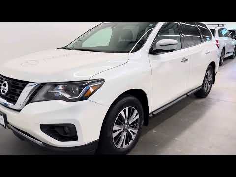 DealerShift - 2017 Nissan Pathfinder SL