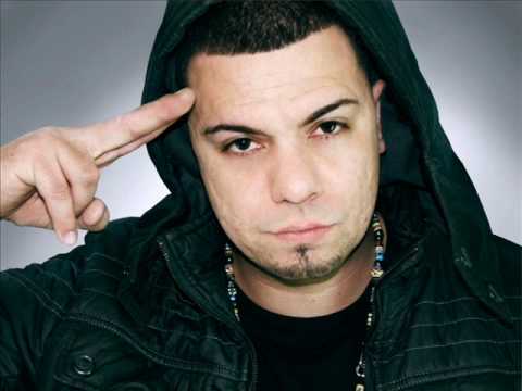 MC MAGO REAL FT RULAZ PLAZCO - PERROS VIEJOS