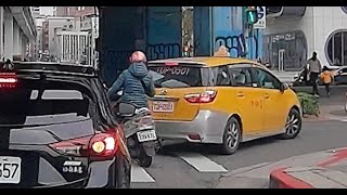 【車禍影片】吼！還不夠塞嗎？（2024.03.09 台北市中山區市民大道二段