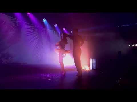 Tamás Kristóf Kis - Mária Nagyová (Tanečná škola VIVA): Latin Mix