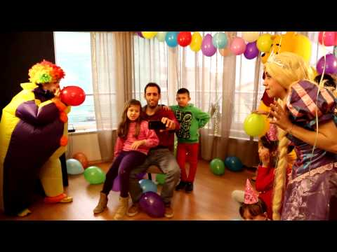 Никога не е скучно с Джули Марули