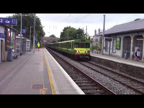 8 Car IE 8100 Class EMU at Dalkey 6/8/18