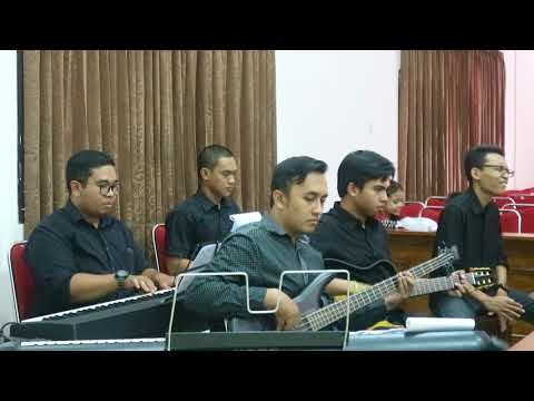 Tim Akustik Muger GPIB Kasih Karunia Denpasar - KJ 149 Sang Maha Tabib Tlah Dekat