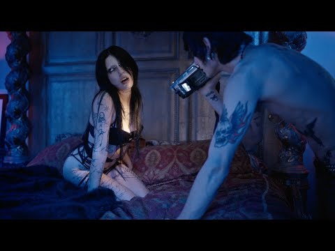 DeathbyRomy - BITCHFAMOUS (Official Music Video)