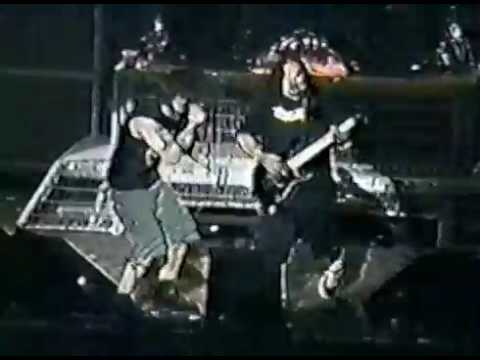 Pantera - Walk (Live with Dino Cazares) Las Vegas, NV, June 28, 1997