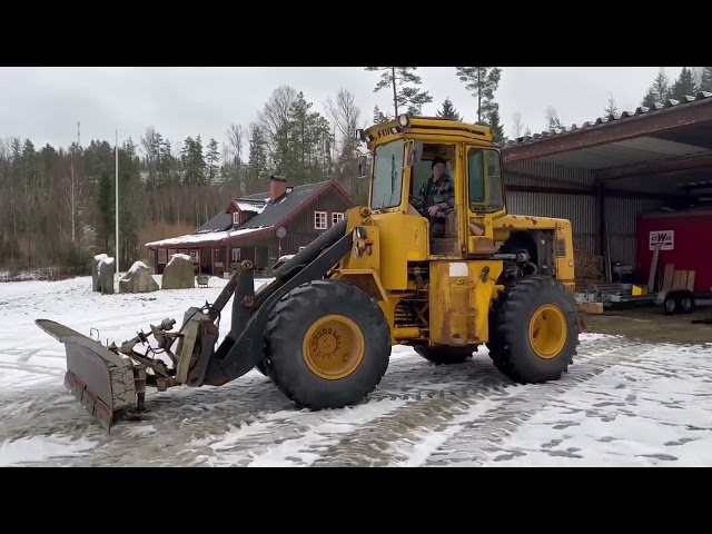 967200 Wheel loader Ford A 66 with equipment