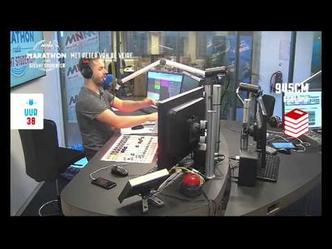 Marathonradio: Titanic + Blokfluit = Hilarische combinatie!