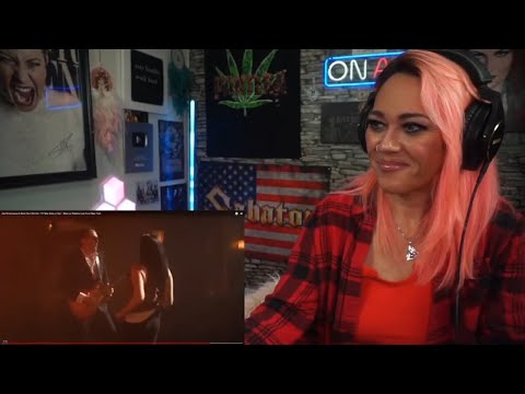 Joe Bonamassa & Beth Hart "I'll Take Care of You" Live New York 2011 - Just Jen Reacts