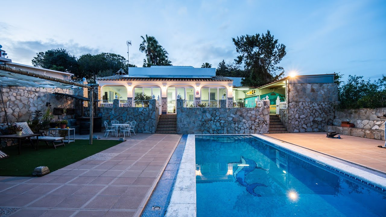 Rækkehus til salg i Pinar de los Franceses - Marquesado - CORTIJO CHICLANA Rækkehus til salg i Pinar de los Franceses - Marquesado - CORTIJO CHICLANA