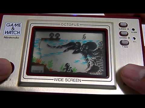 12656 Nintendo Game & Watch Wide Screen Octopus OC-22 1981