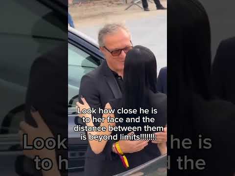 When Lisoo is harassed in front of the cameras🤐❔❓❔❓❗