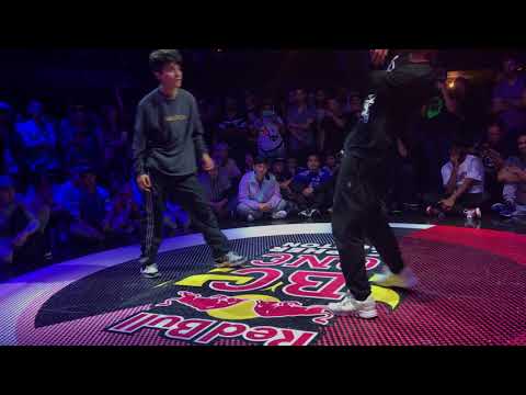 Red Bull BC One 2018 // Boston Cypher // Finals - P-Nut vs Icey Ives