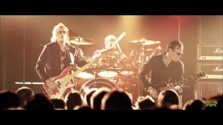Black Country Communion - &quot;Crossfire&quot; - Live Over Europe