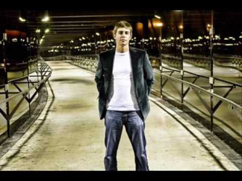 Motorcycle vs Glenn Morrison - Deep Breath (Myon Collision Remix)