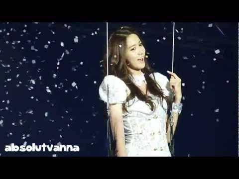 [HD/Fancam] 111209 Girls' Generation Tour Yoona I'm In Love With The Hero