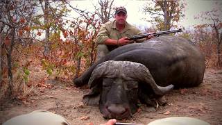 African Hunting Safaris - Richard Burns Buffalo Hunt