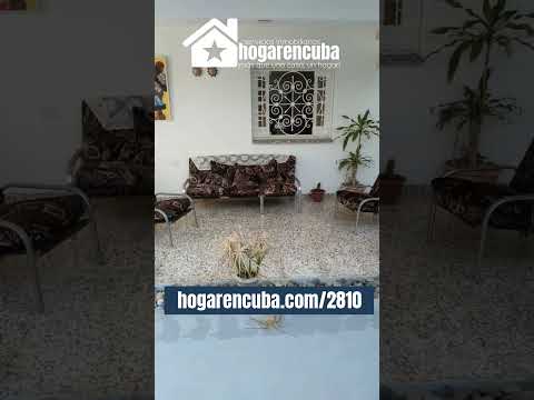 HEC2810: Casa en Alturas de la Lisa — US$100,000 — 4 hab, 4 baños, garaje y 2 terrazas