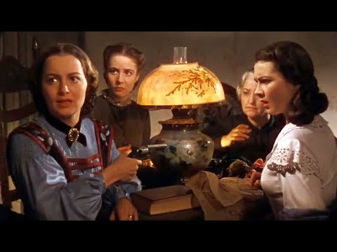 *GWTW* - Scarlett's face when Melanie shows she has a gun #gonewiththewind #vivienleigh #clarkgable
