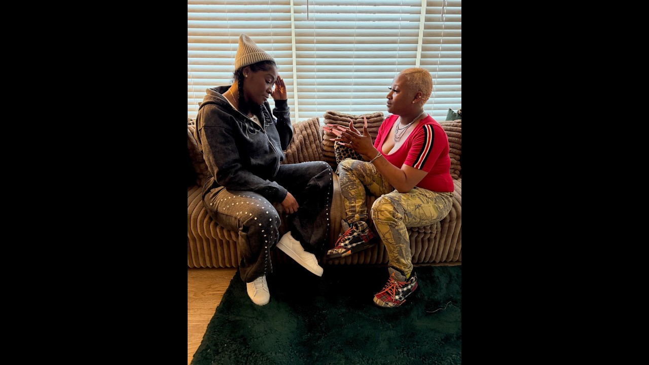 When Wayne’s cousin Ashley asks his sister Torrie for money!