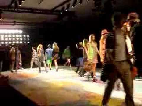 fila final Ellus 2nd Floor verão 2009