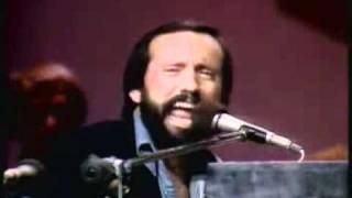 Ray Stevens - I Need Your Help Barry Manilow