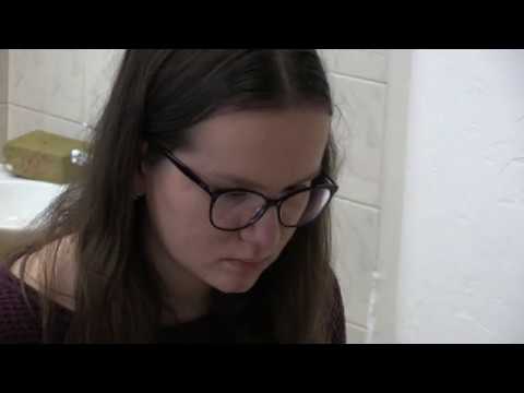 Dievčatá SŠ 5.7.  Ďatelová Daniela - Koreňová Simona 0 - 1