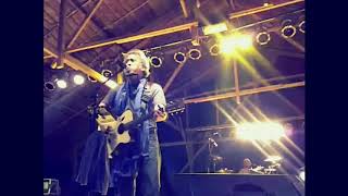 Download lagu Iwan Fals - Tergila-Gila (Uyeee) mp3 Download lagu Iwan Fals - Tergila-Gila (Uyeee) mp3