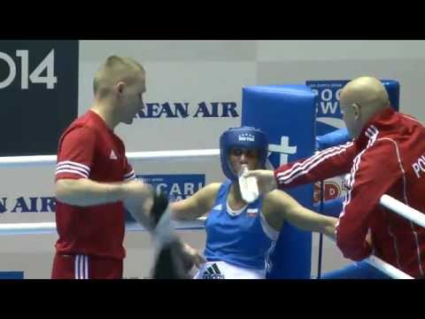 WC 2014: 1/16 - 51 kg   Ewelina Wicherska vs Clara Lescurat