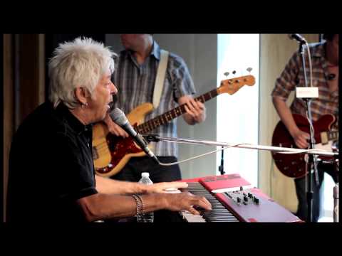 Ian McLagan and the Bump Band - 