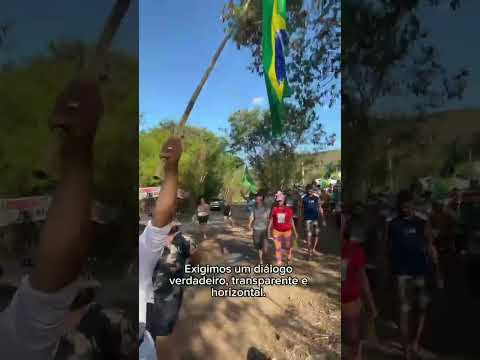 O grupo "Atingidos Unidos", que completa nesta segunda-feira 52 dias acampado em Itueta Velha (MG).